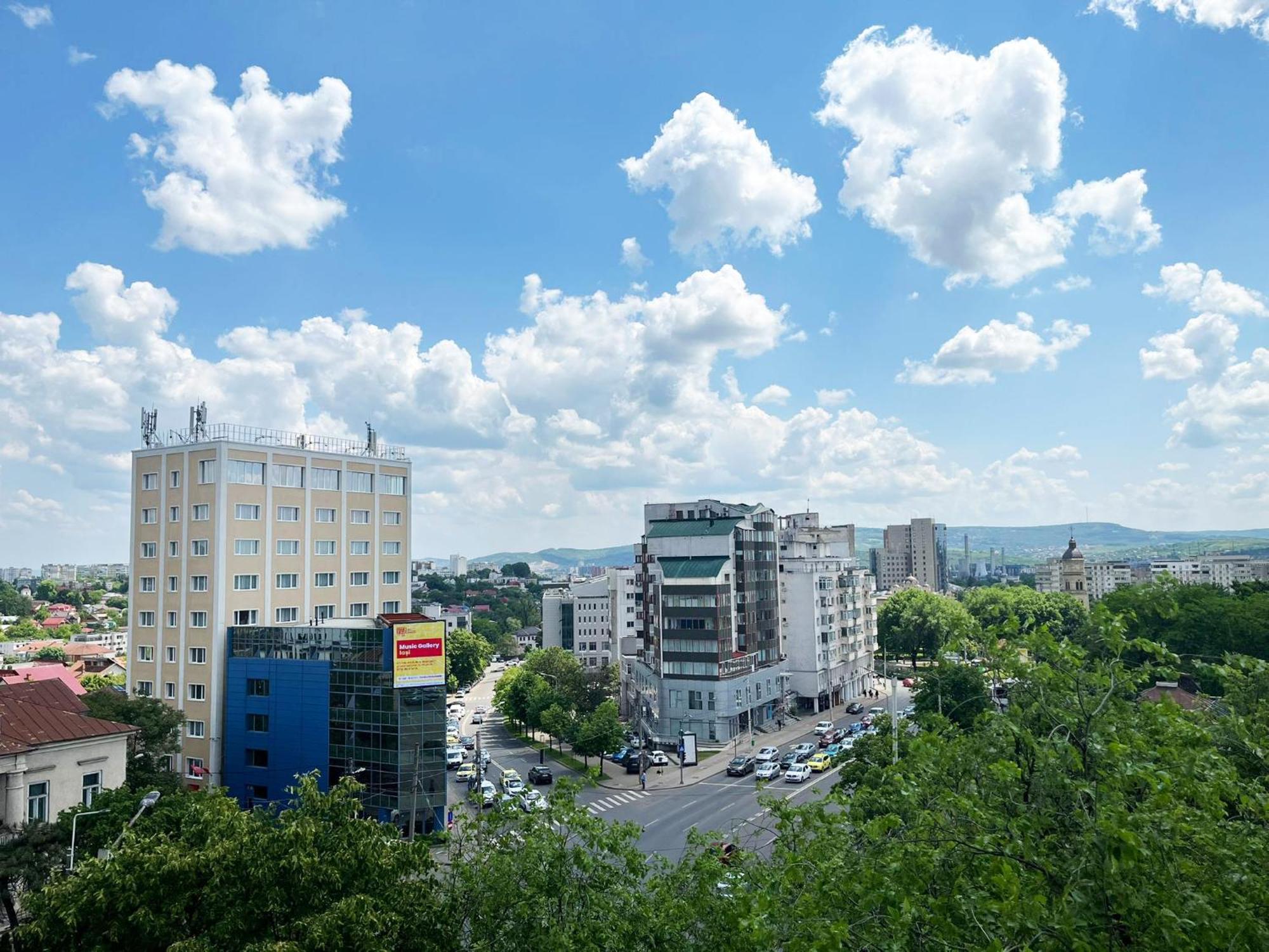 City Center Privat-Sauna Familyconcept Iasi Exterior photo